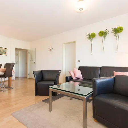 Trafalgar 127 Apartment *