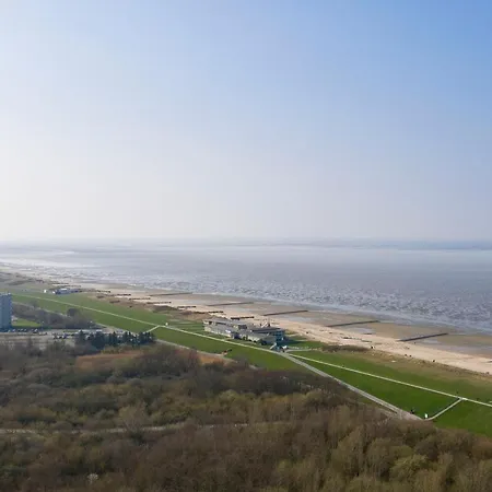 アパート Trafalgar 127 *