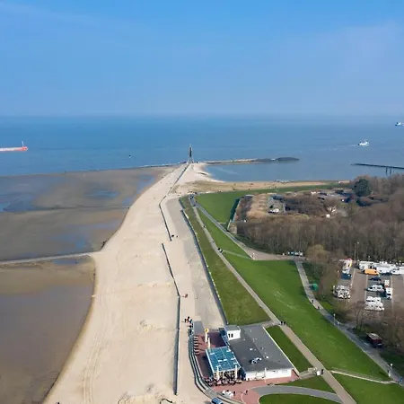 Trafalgar 127 アパート *